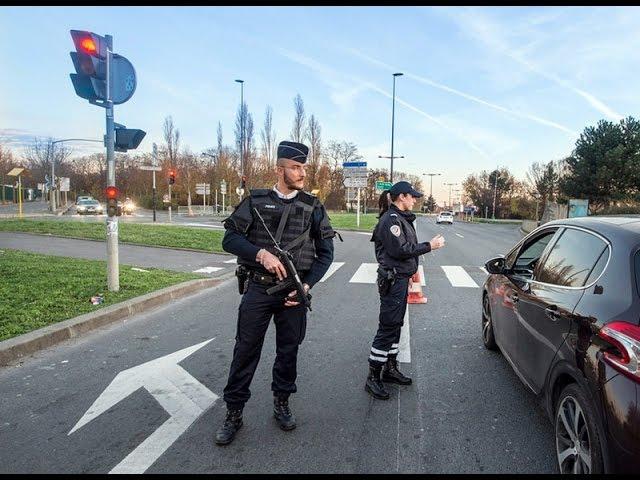 Режим ЧП во Франции продлен до 14 июля
