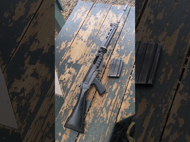 Shooting the FN FAL