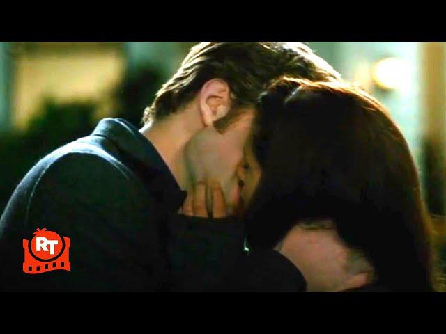 The Twilight Saga: New Moon (2009) - Kiss Me Scene | Movieclips