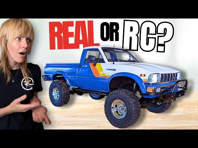 NEW! RC4WD Trail Finder 2 1982 Toyota Pickup: Unboxing & First Run