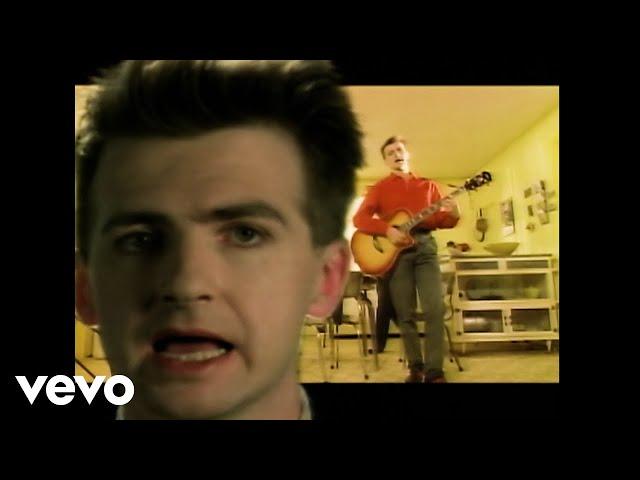 Crowded House - Don't Dream It's Over (Official Music Video)