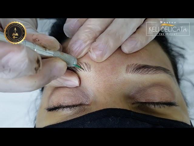 Micropigmentação  Microblading - eyebrow micropigmentation Mikropigmentierung der Augenbrauen