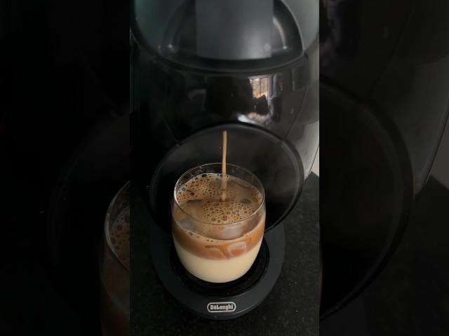 the BEST vanilla iced latte at home️