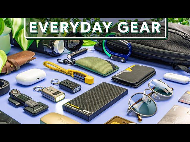 10 Everyday Carry Essentials You Should Have In Your Bag