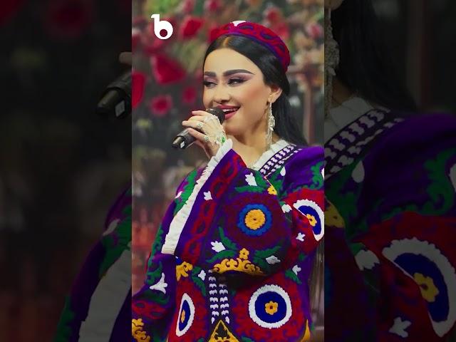 Noziya Karomatullo   Bachagak Hai Gharmi