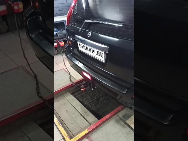 Фаркоп на Nissan X-Trail (T30) 2005 г.в. и комплект электропроводки Flash-FA.