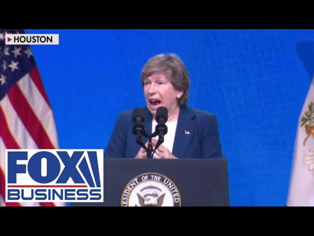 Randi Weingarten delivers 'unhinged' speech warning of 'fascism' if Trump is re-elected