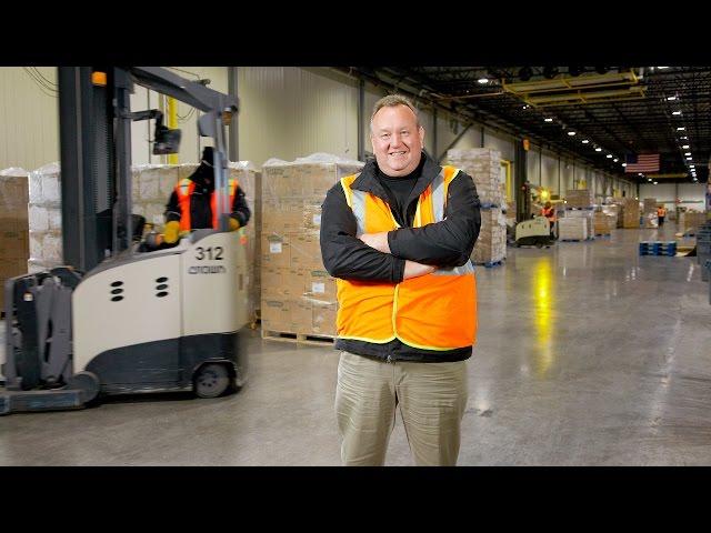 Crown Lift Trucks Exceed Expectations for Henningsen Cold Storage