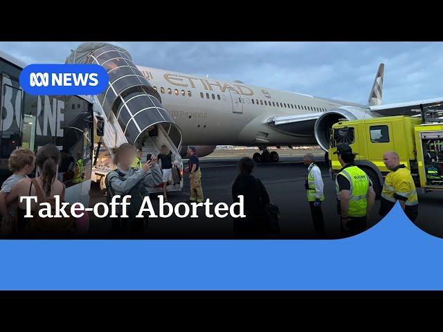 Etihad flight's take-off disrupted due to faulty wheels at Melbourne airport | ABC News