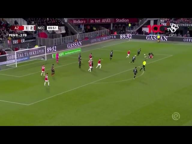 Bas Dost Struck By Heart Attack during AZ vs N.E.C. game in the Dutch Eredivisie !!!