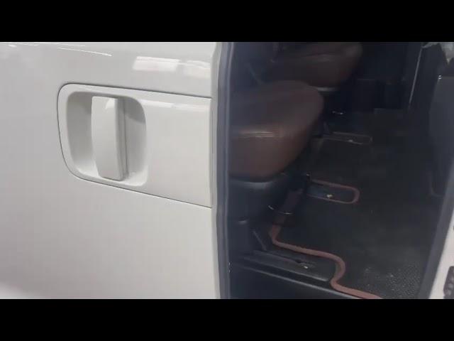 На Hyundai Grand Starex 2020 года установили электропривод сдвижной двери от Autolifttech.net