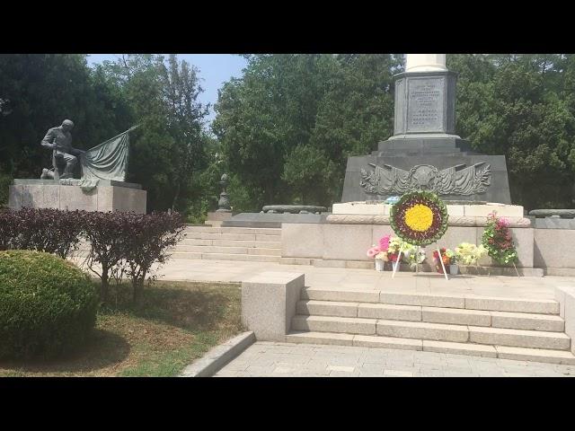 Кладбище в Порт Артуре. Китай