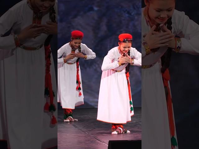 Таджикский танец «Духтари Точик».  #nomadawards #танцынародовмира #TajikDance