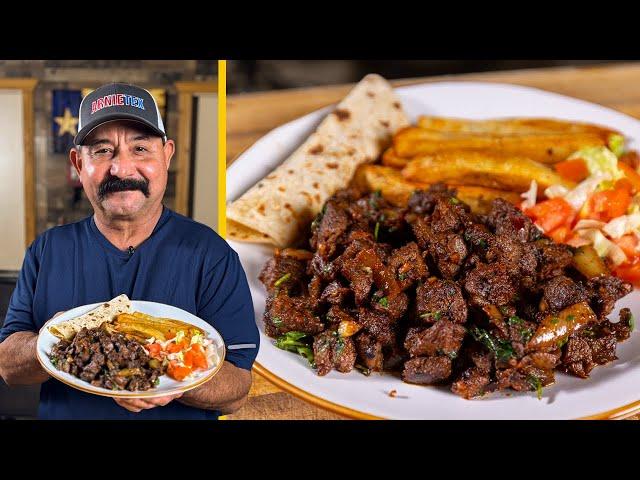 BISTEC GUISADO – How to Cook this BEEFY, Easy & Delicious Recipe w/ SALSA MACHA!