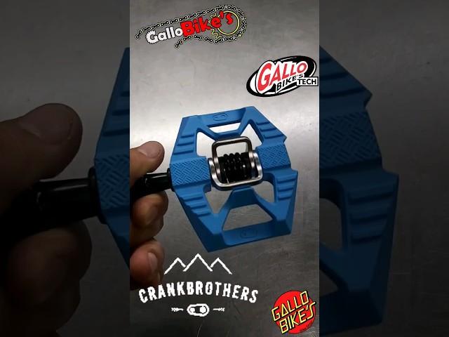 Instalación de Pedales CrankBrothers Double Shot