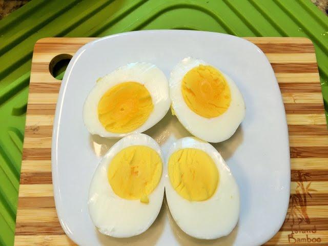 Я всегда варила яйца неправильно. Как Сварить Яйца вкрутую с ЯРКИМ ЖЕЛТКОМ.  ( для новичков)