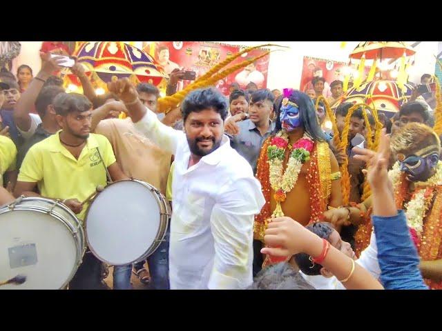 Talasani Sai Kiran Yadav & Talasani Brothers Dancing at Bonalu 2022