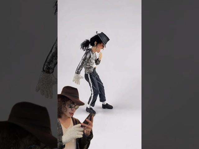 Michael's doll is a representation of Billie Jean‍️‍️#michaeljackton #moonwalk #michaeljackson