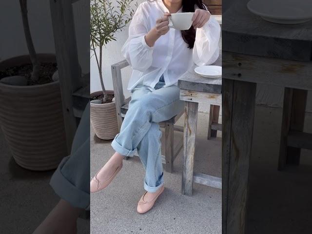 예쁜 카페에서 예쁜 옷 입고  #데일리룩 #fashion #룩북 #ootd #봄코디 #cafe #봄옷 #데이트룩 #vlog #봄 #여행룩 #데일리룩 #쇼핑몰브이로그 #제주