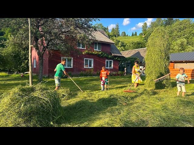 Family Life in the Mountains ️ | Hand Mowing, Homemade Hot Dogs & Farm Fun with 4 Kids 