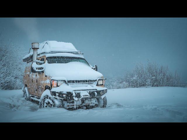 Camping - Unexpected Snowstorm Best Day Ever