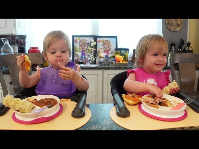 Twins try grilled corn