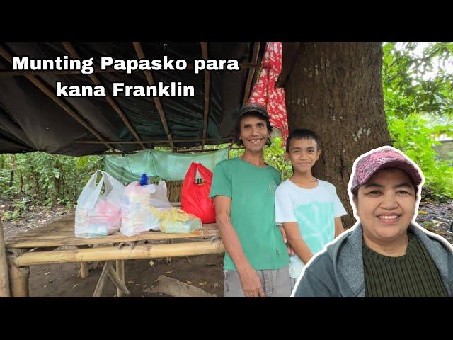 Munting Papasko para sa Pamilya ni Franklin