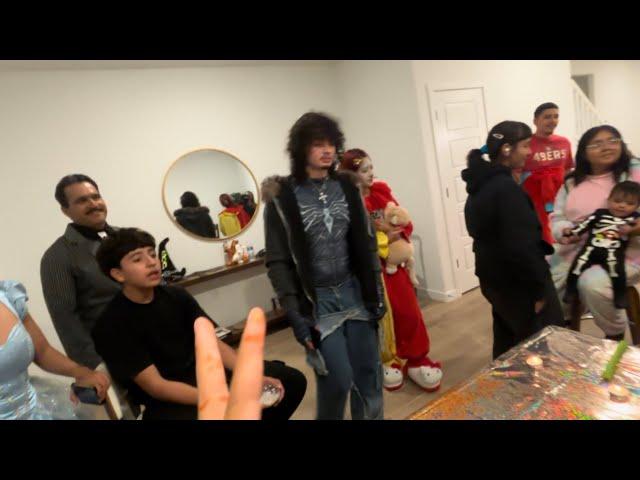 I THREW A HALLOWEEN PARTY (VLOG)