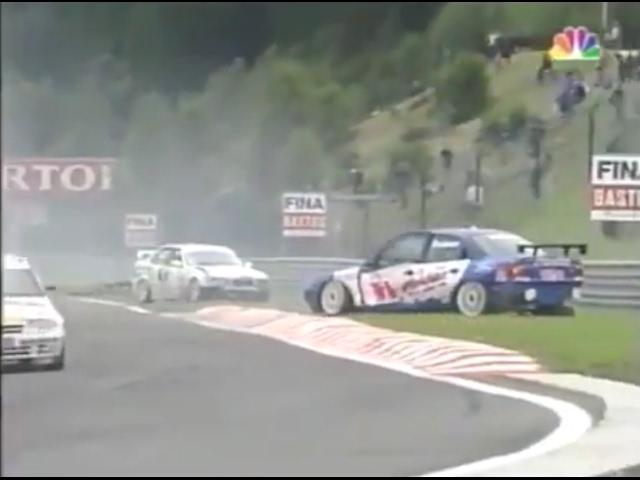 STW Spa 1994 Start Huge crash Boutsen Kox