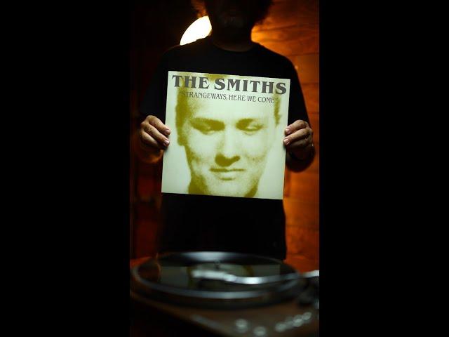 Today's Record \ THE SMITHS / Strangeways, Here We Come