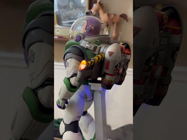 $10 vs $1,000 Buzz Lightyear (Robosen)