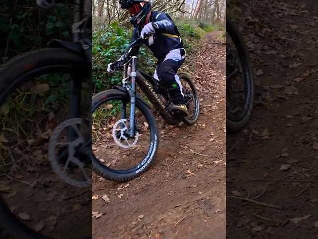 Treino MTB. #viralvideo #mtb #mountainbiking #brazilmtb #mtbbrasil #mtbbike #bike #specialized