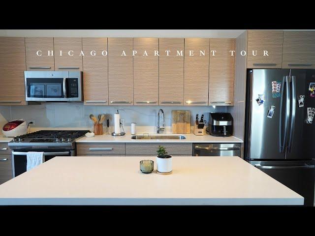 Luxury Apartment Tour | What $3,100 Gets You In Chicago