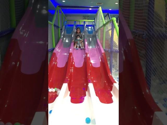 “SLIDING WITH MOMMY” #mommyandbaby #slides #sliding #shorts