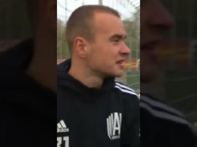 Как думаете, чем недоволен Вася Маврин? 