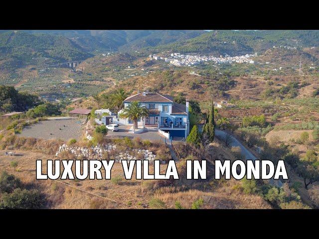 Majestic Villa in Monda - 360º Views - Villa For Sale