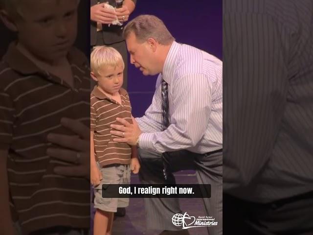 Little Boy Healed In the Name of Jesus Christ #shorts #healing #miracle #evangelistdavidturner