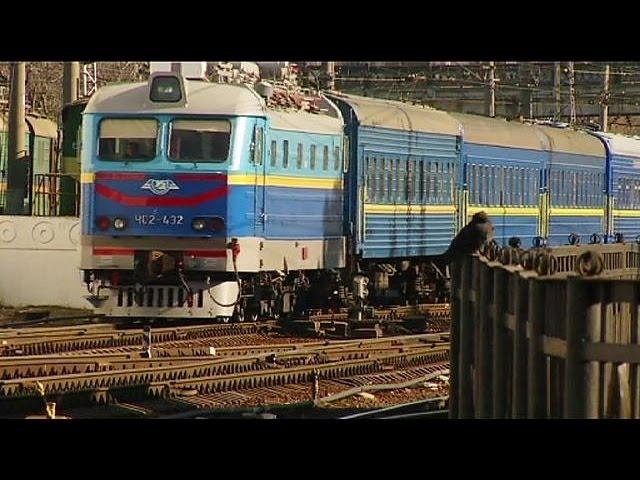 Крым лишился поездов, автоперевозок и международных кредитных карт
