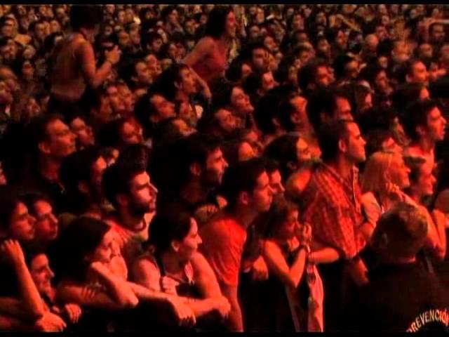 Emir Kusturica & The No Smoking Orchestra Live In Buenos Aires 2005.avi