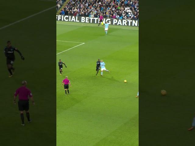 Exquisite KDB assist & David Silva volley!