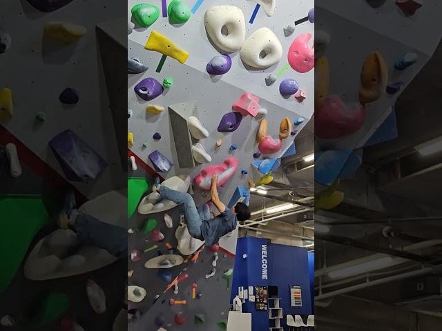 1級 (v5/6) at Rocky Shinjuku, Monster wall #bouldering #climbing #ボドリング #japan #tokyo