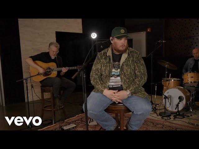 Luke Combs - Whoever You Turn Out to Be (Official Music Video)