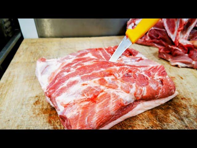 How to prepare pork shoulder, Boston butt. Breaking down pork shoulder for the Butchers counter