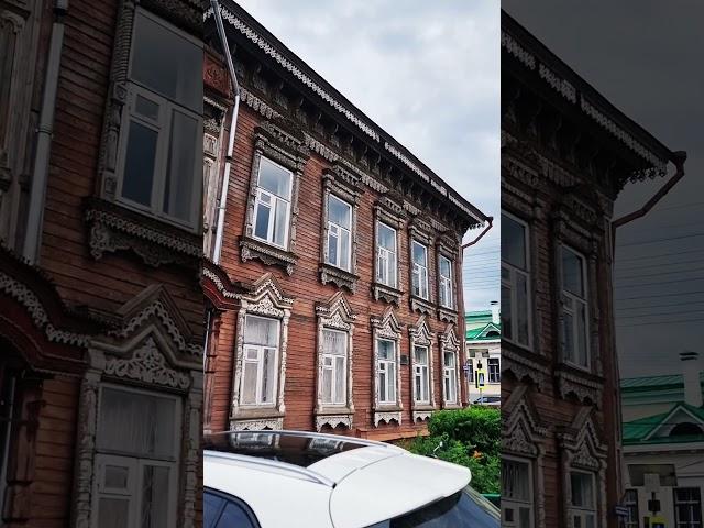 Старинный дом с резными наличниками и воротами #русскийдом#история#деревенскаяжизнь