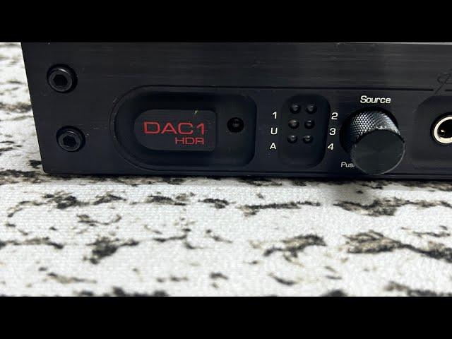 Giải mã Benchmark Dac 1 HDR Preamp