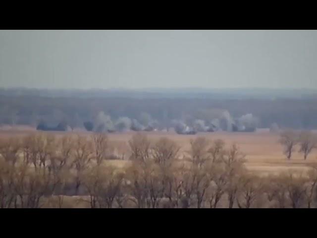 Ukrainian artillery barrage on Russian positions