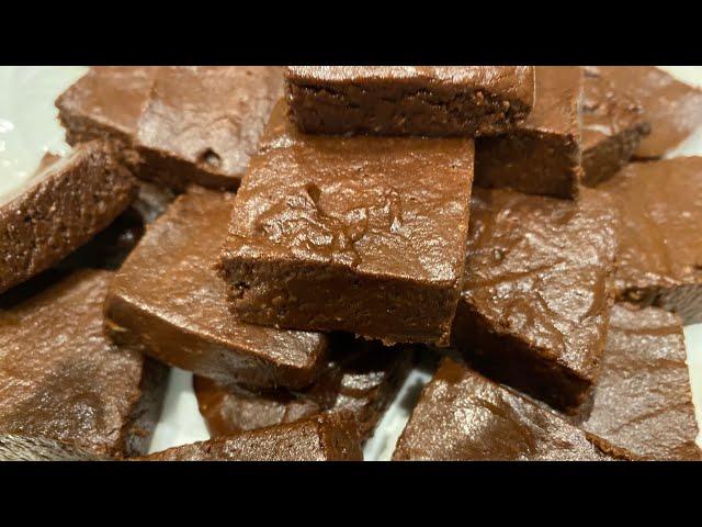 3 Ingredient Fudge In The Microwave!! | Chameleon Girl 2U