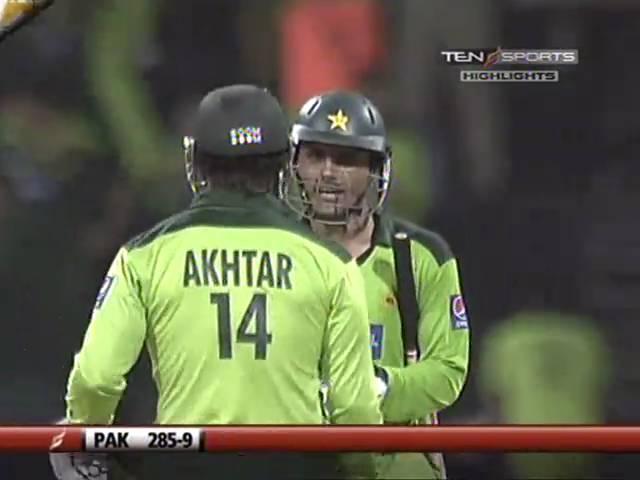 Abdul Razzaq 109 Off 72 Balls vs South Africa - HD