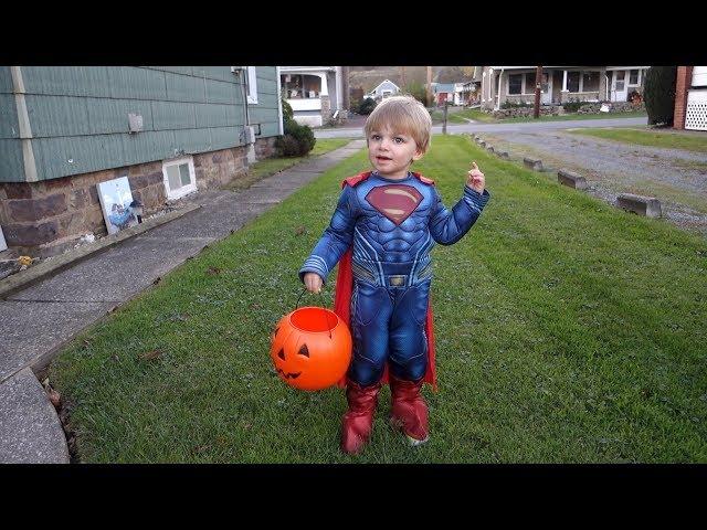 CLARK IS SUPERMAN! Halloween 2017