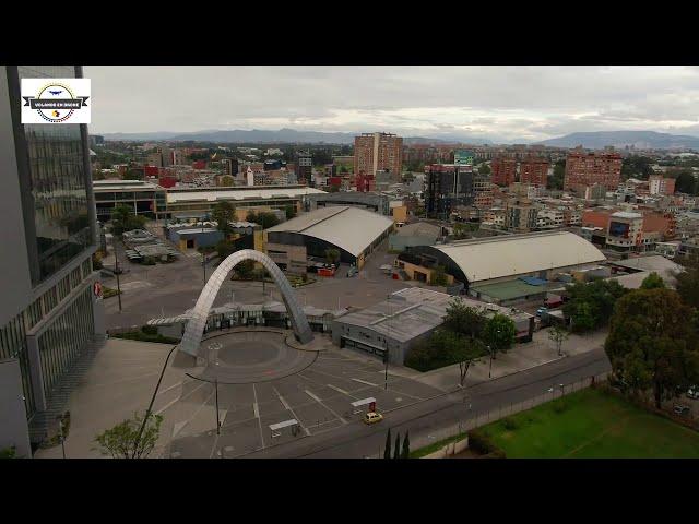 VOLANDO EN DRONE 4K- BOGOTA 2021- CORFERIAS AL ATARDECER - COLOMBIA